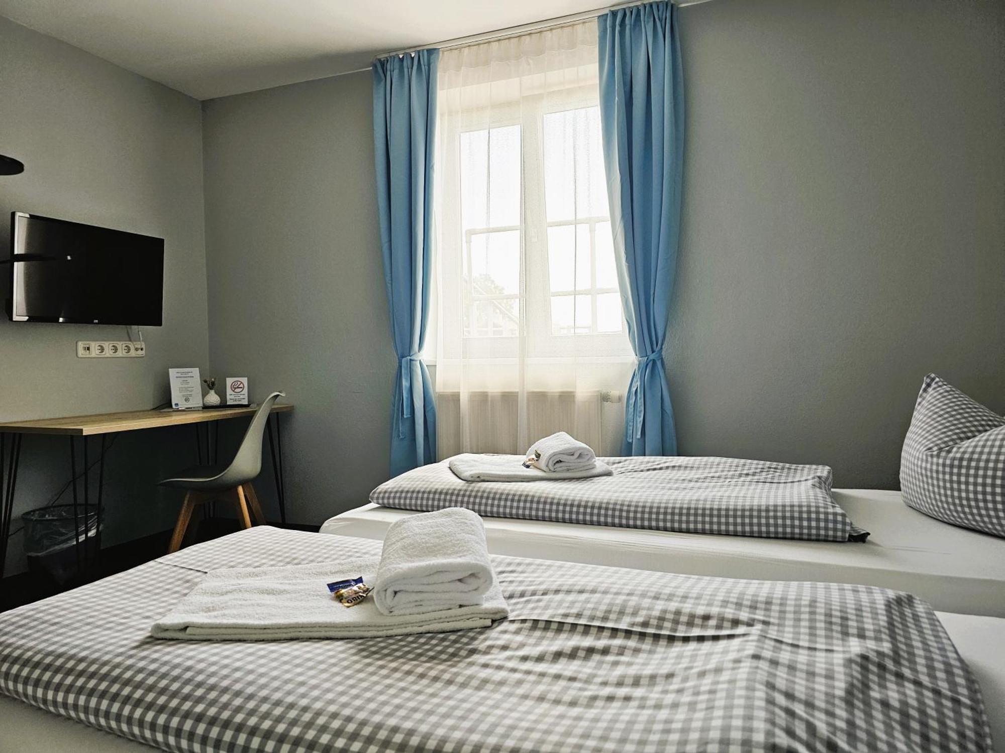 Novitel Pension Pliening - Muenchen Messe المظهر الخارجي الصورة