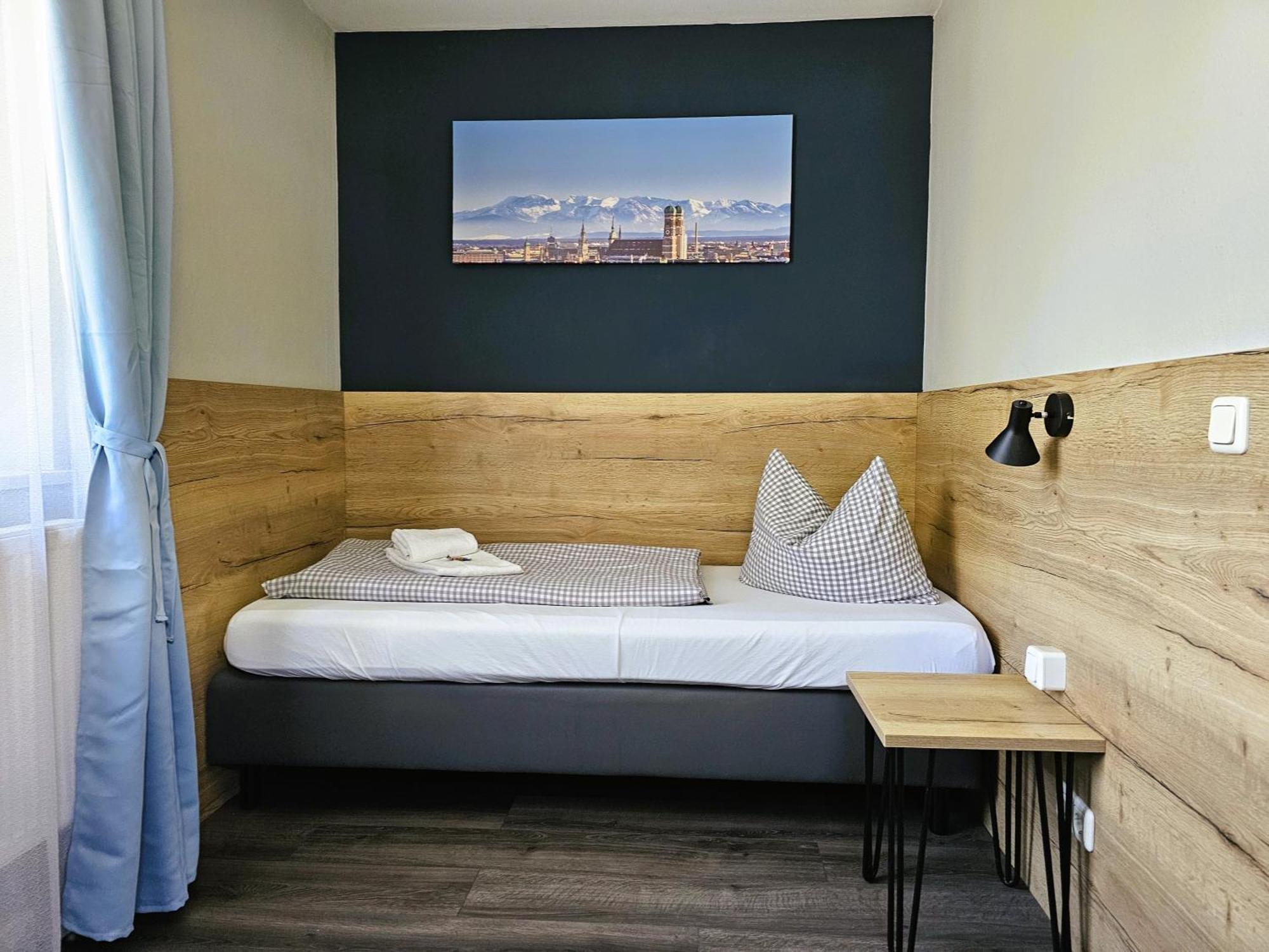 Novitel Pension Pliening - Muenchen Messe المظهر الخارجي الصورة