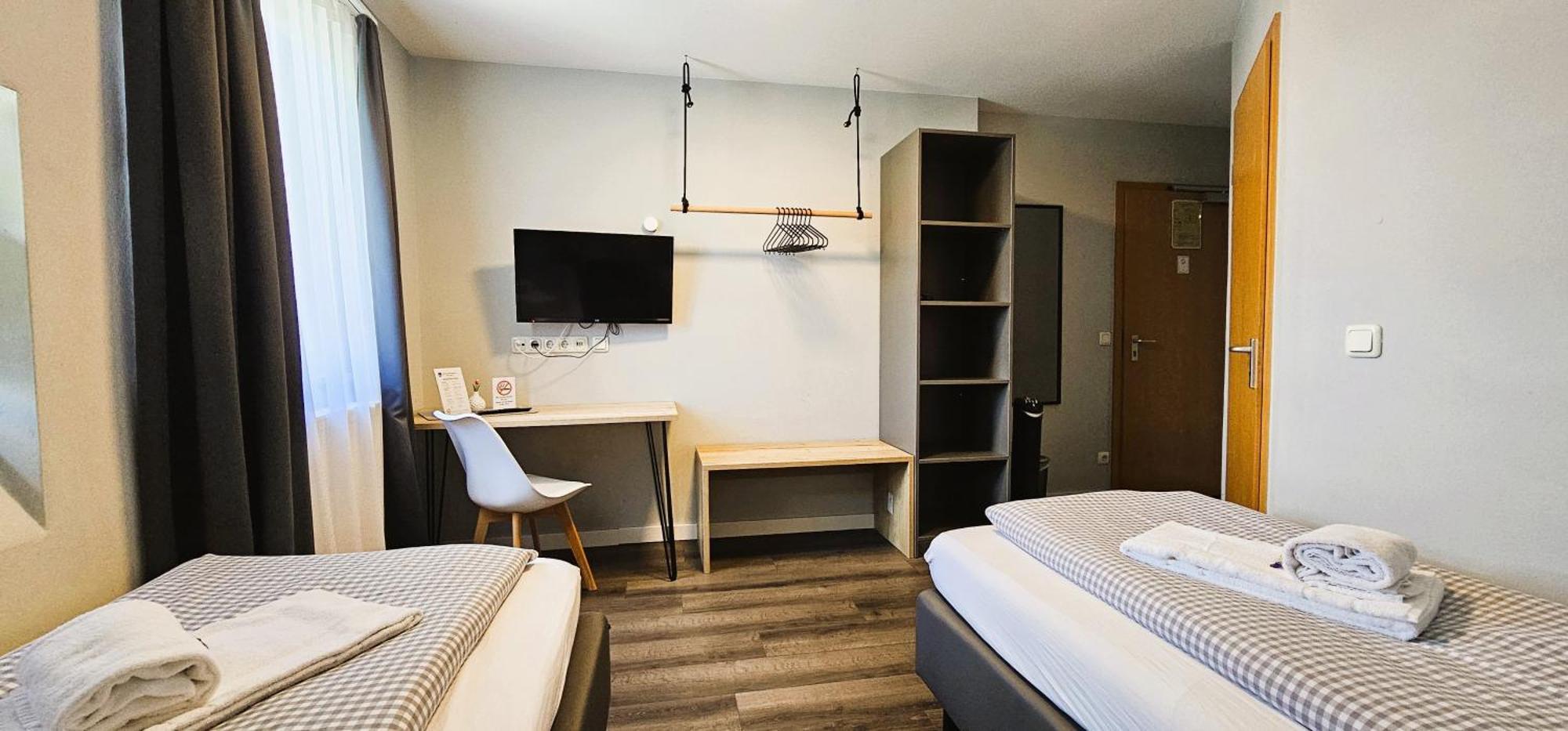 Novitel Pension Pliening - Muenchen Messe المظهر الخارجي الصورة
